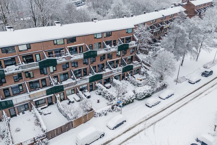 Foto 16 van Albert van Dalsumlaan 75