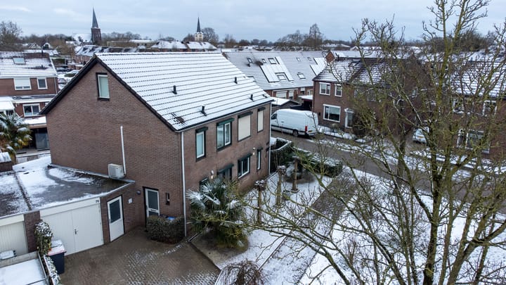 Foto 3 van Bloemersweide 79