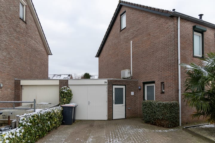 Foto 5 van Bloemersweide 79