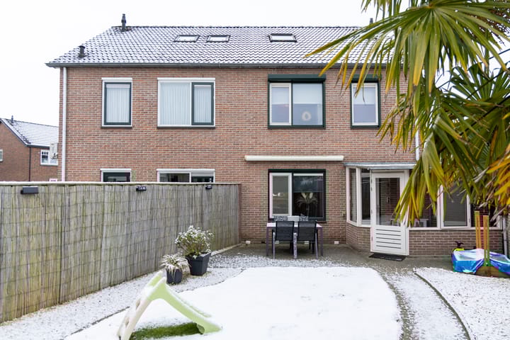 Foto 38 van Bloemersweide 79