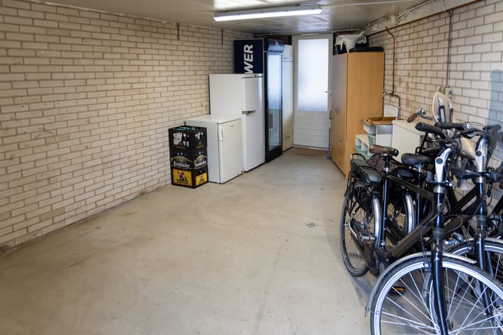 Foto 33 van Bloemersweide 79