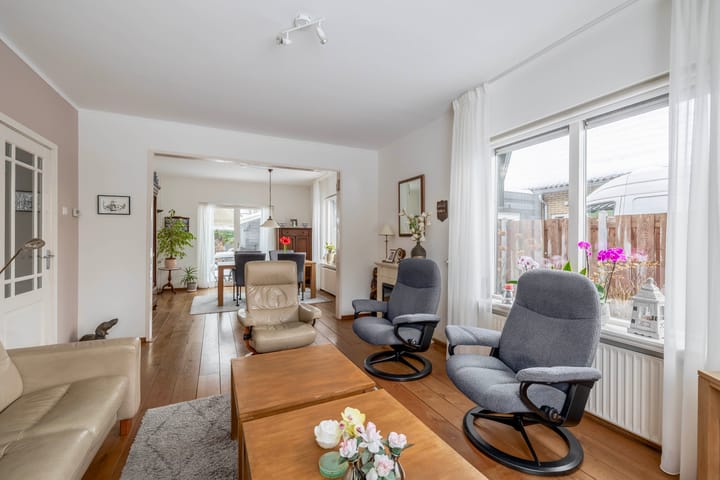 Foto 2 van Dennenlaan 44