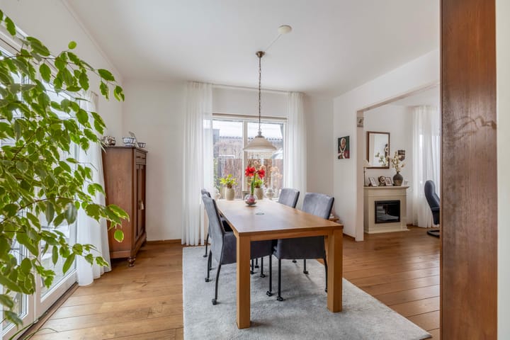 Foto 10 van Dennenlaan 44