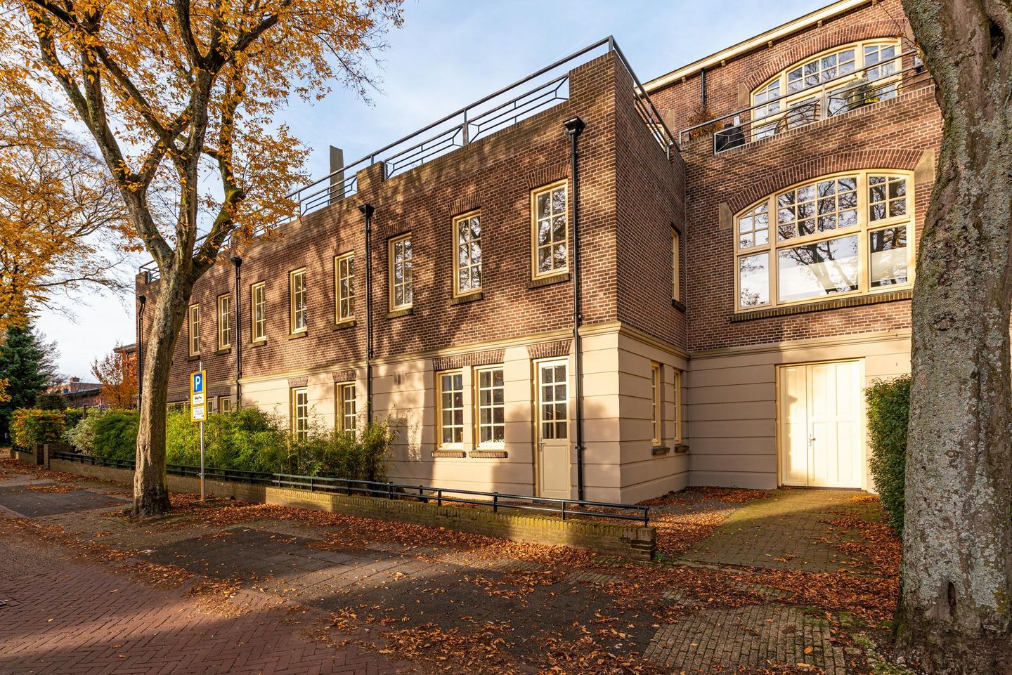Photo 4 of Badhuislaan 15-F