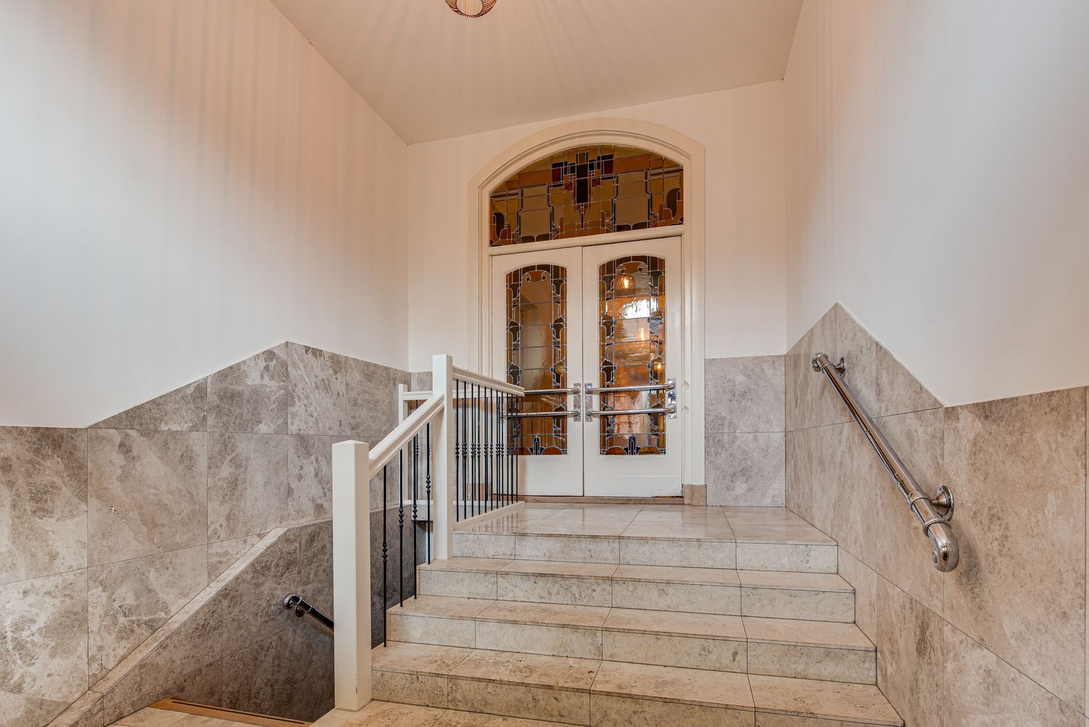 Photo 6 of Badhuislaan 15-F