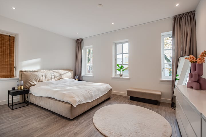 Photo 10 of Badhuislaan 15-F