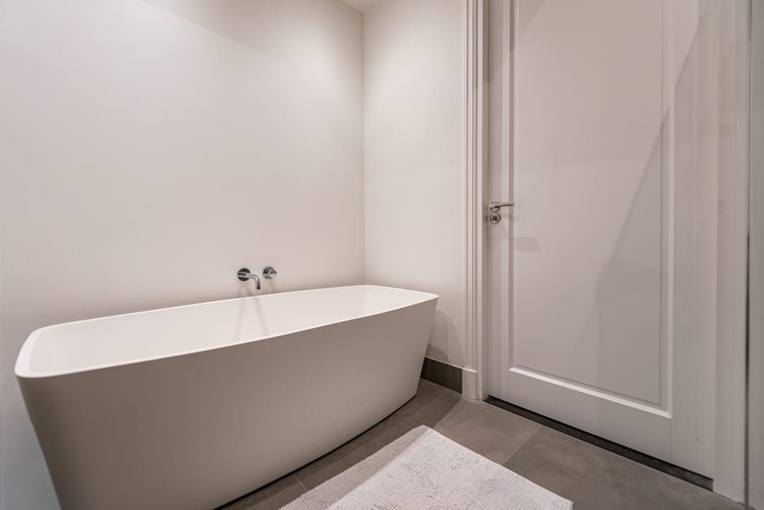 Photo 13 of Badhuislaan 15-F
