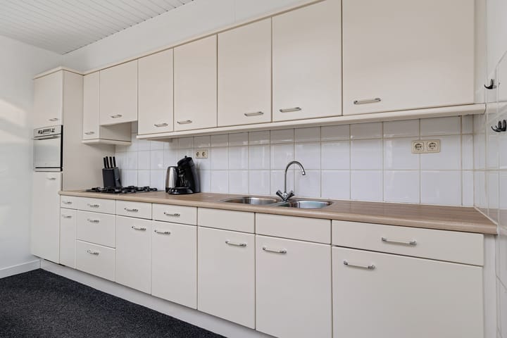 Foto 16 van Schoolstraat 22