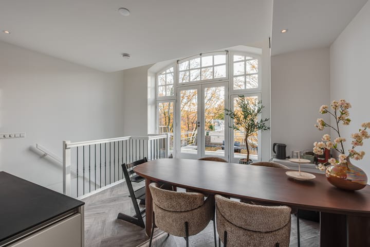 Photo 19 of Badhuislaan 15-F