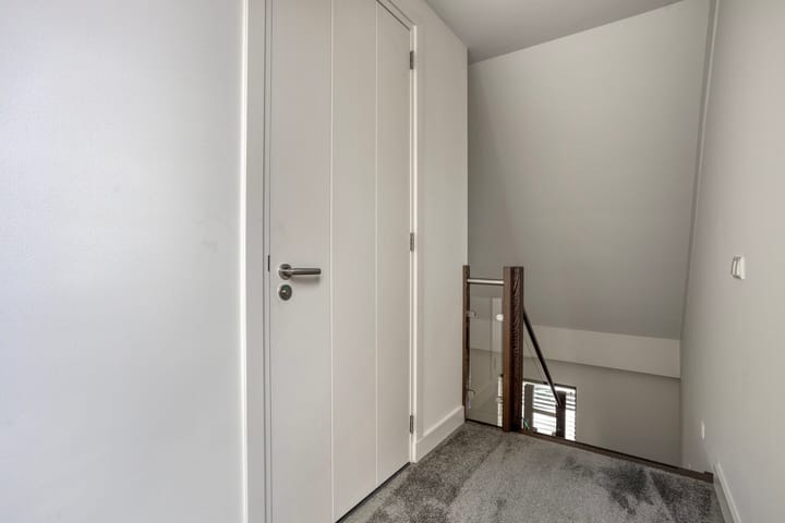 Foto 22 van Macharenseweg 25