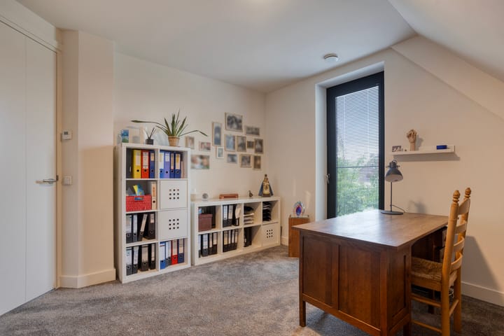 Foto 28 van Macharenseweg 25