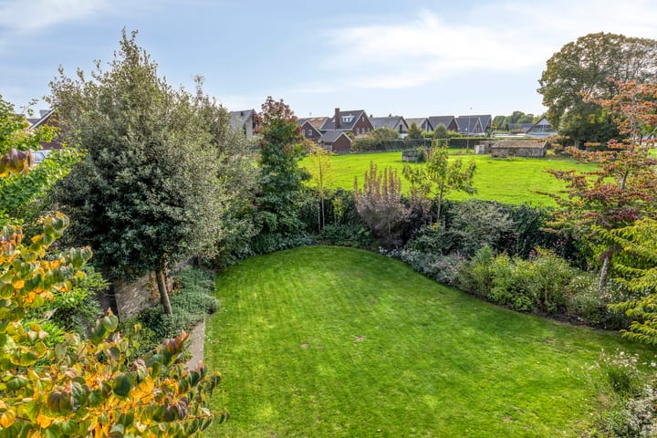 Foto 40 van Macharenseweg 25