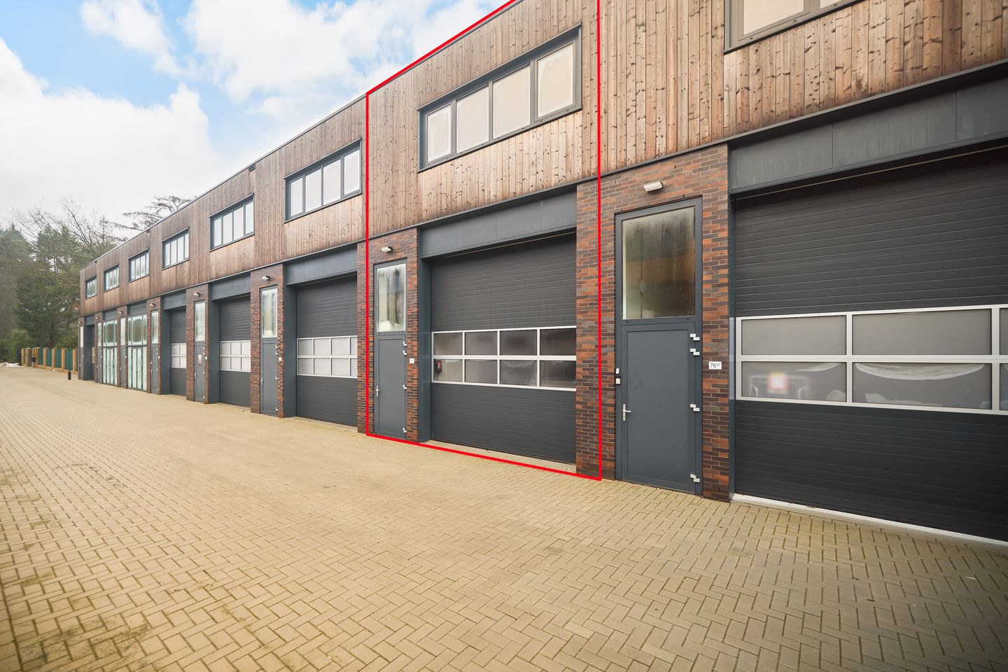 View photo 1 of Amersfoortsestraat 76-26