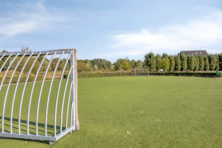 Foto 44 van Macharenseweg 25