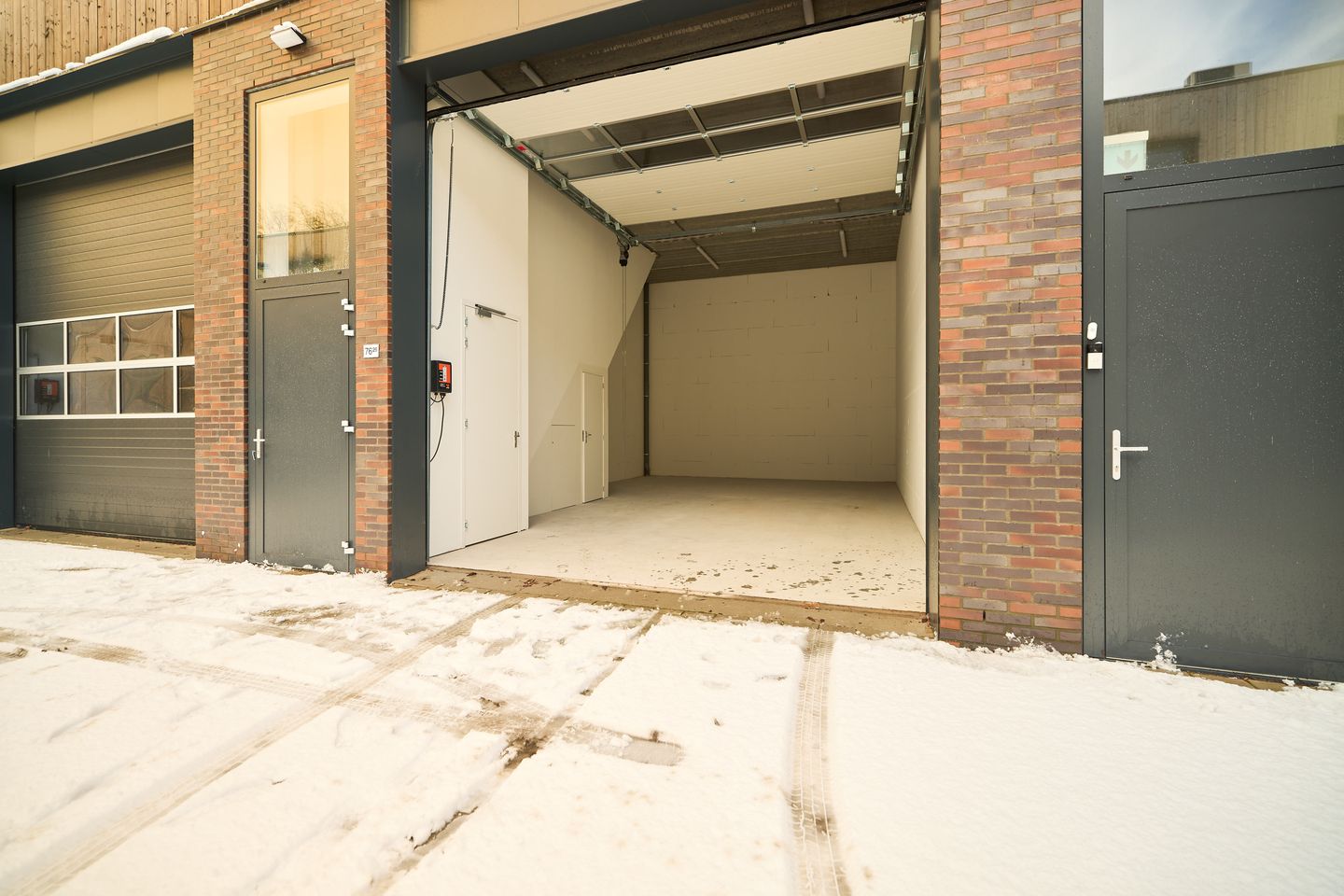 View photo 2 of Amersfoortsestraat 76-26