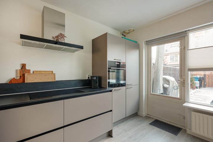 Foto 16 van Albatrosweg 10