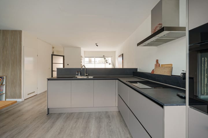 Foto 17 van Albatrosweg 10