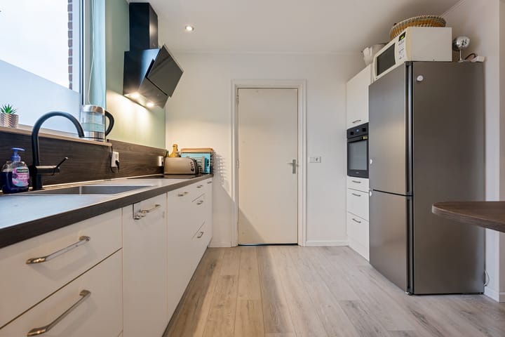 Foto 10 van Burgemeester Venemastraat 6