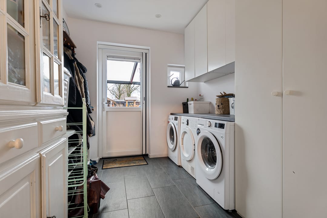 Foto 17 van Burgemeester Venemastraat 6