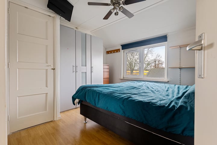 Foto 20 van Burgemeester Venemastraat 6