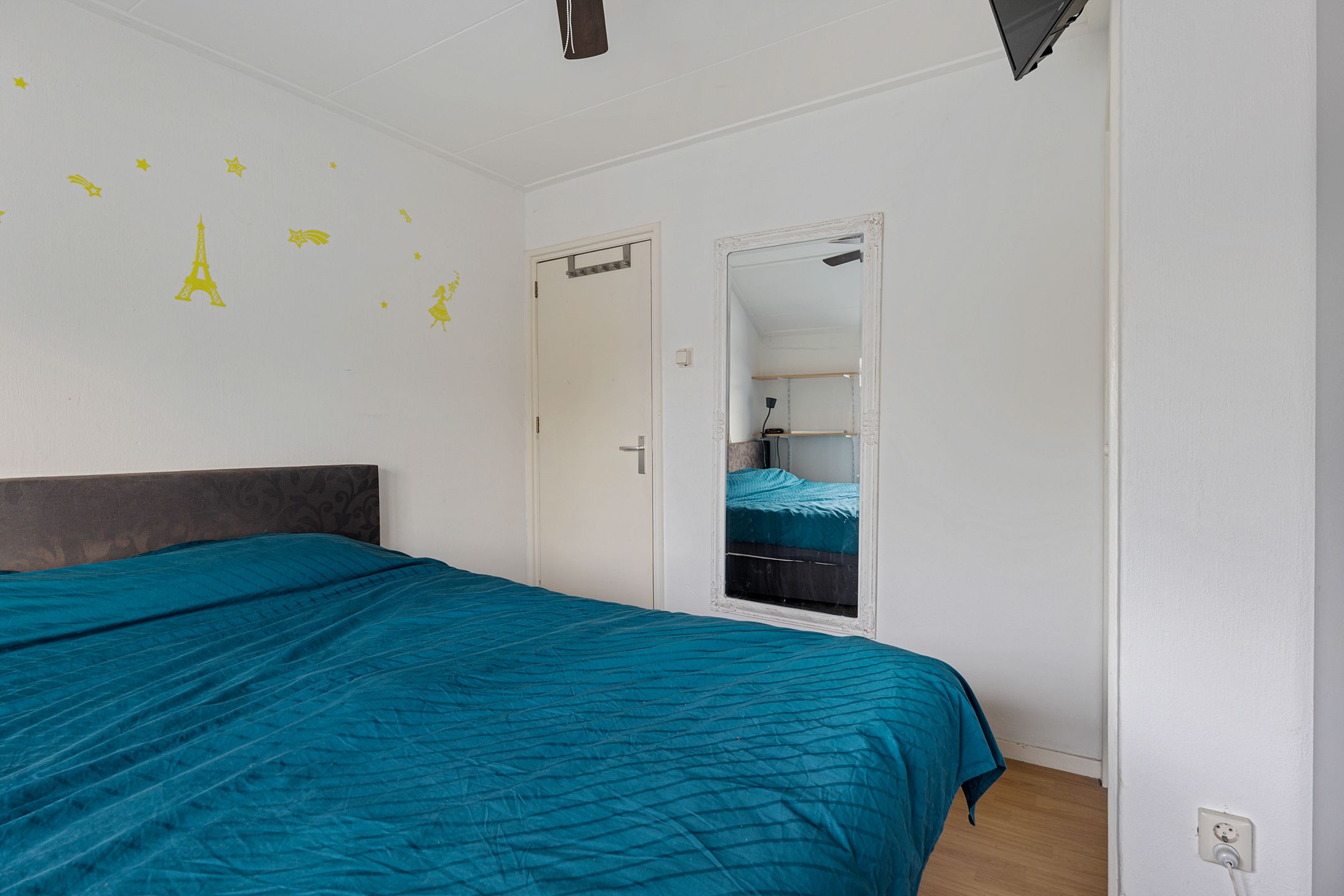 Foto 21 van Burgemeester Venemastraat 6