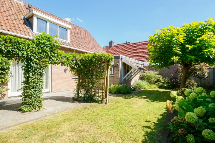 Foto 40 van de Hagen 15