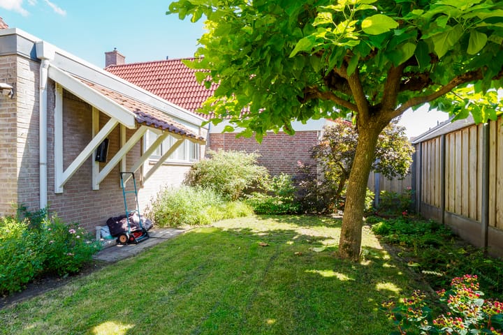 Foto 41 van de Hagen 15