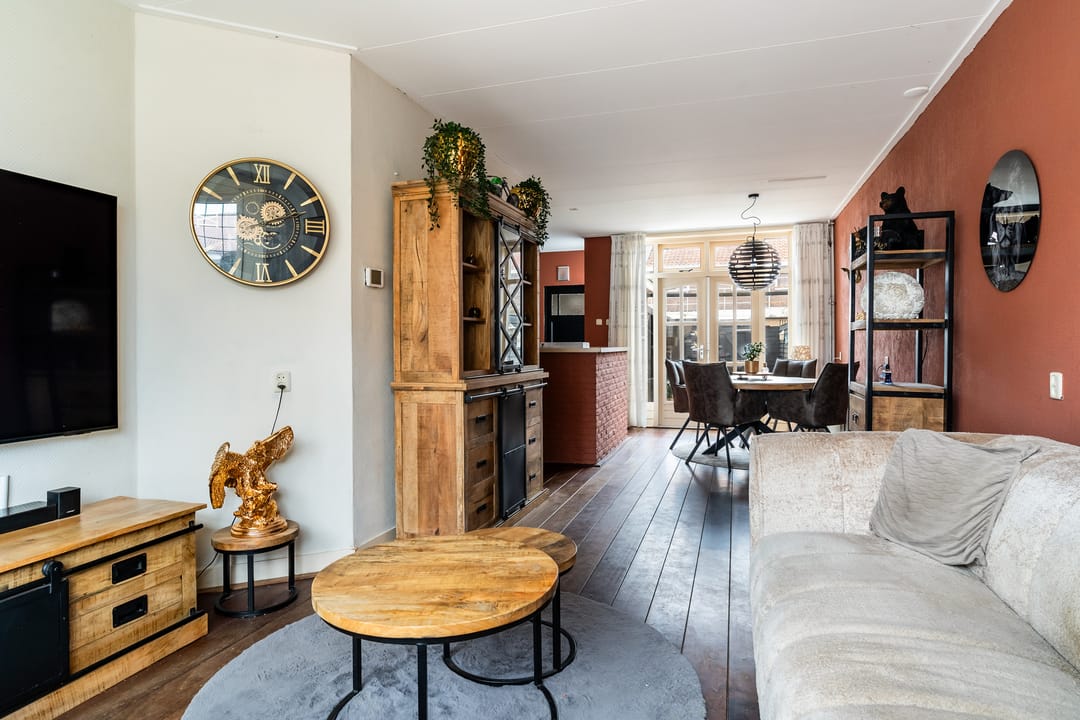 Photo 11 of Amaliastraat 35