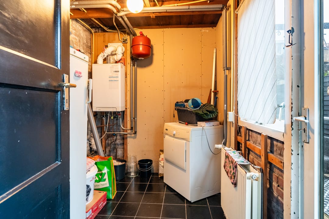 Photo 17 of Amaliastraat 35