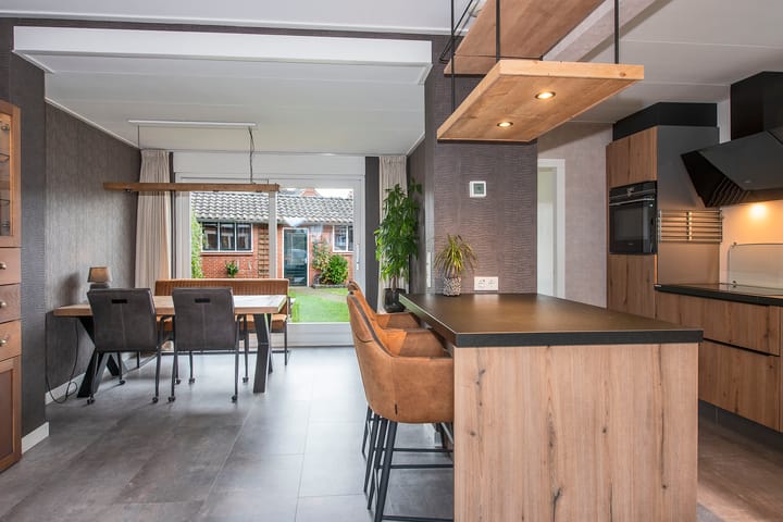 Foto 11 van Margrietstraat 3