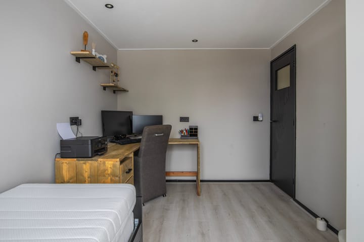 Foto 27 van Graaf Reinoutstraat 21