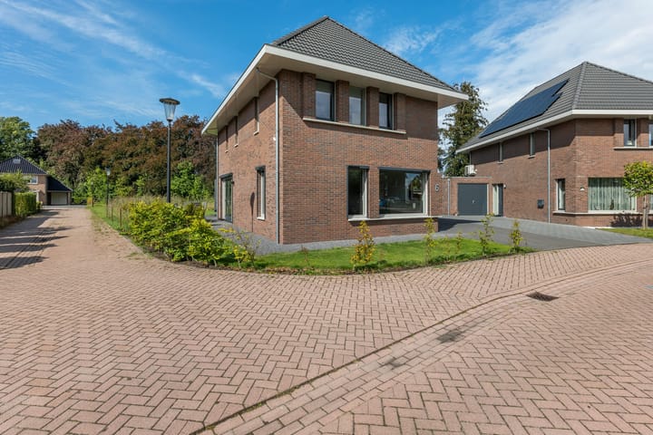 Foto 29 van Duintjerlaan 6