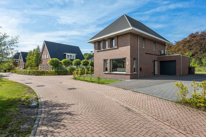 Foto 30 van Duintjerlaan 6