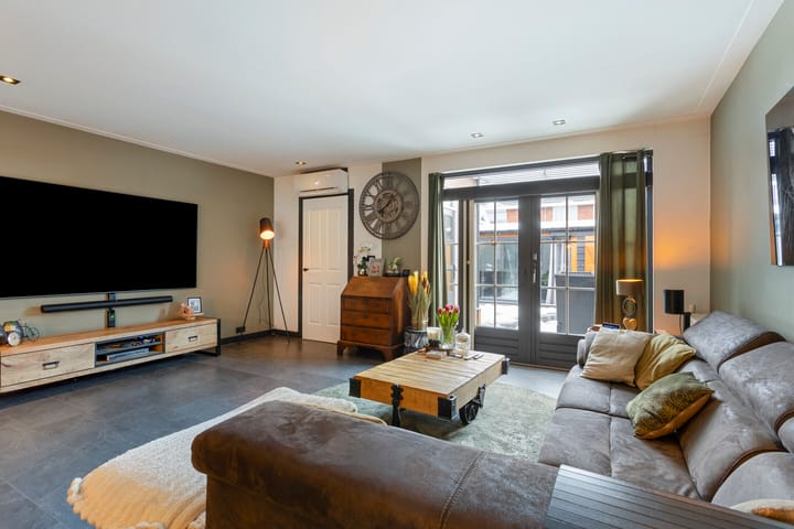 Photo 10 of Piet Heinstraat 9