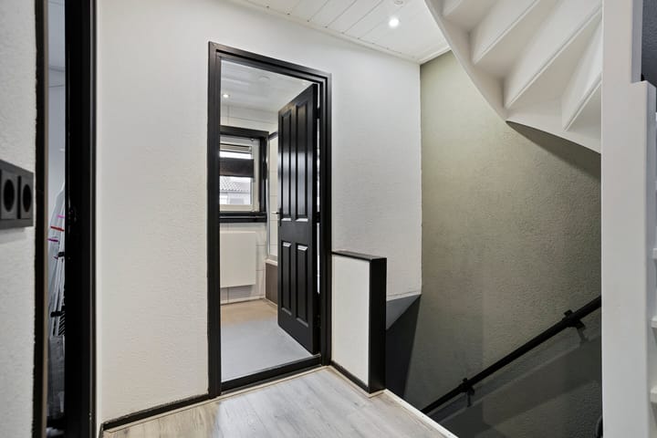 Photo 13 of Piet Heinstraat 9