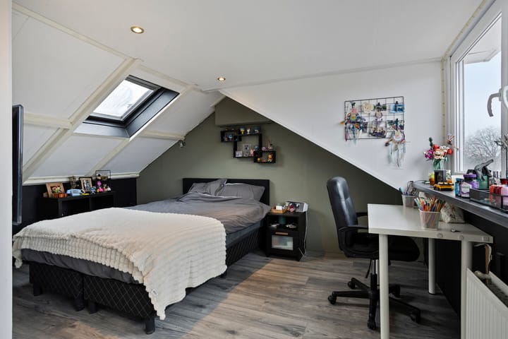 Photo 24 of Piet Heinstraat 9