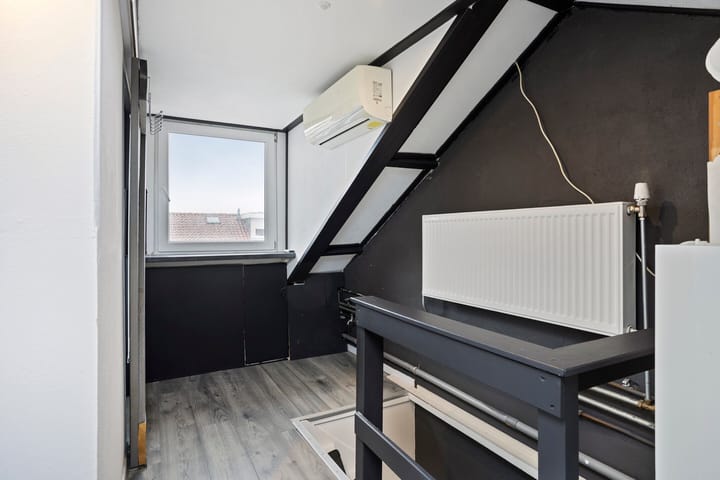 Photo 23 of Piet Heinstraat 9