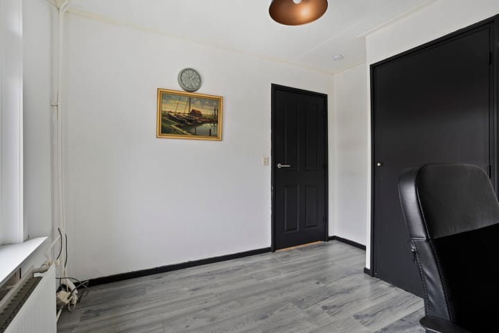 Photo 19 of Piet Heinstraat 9