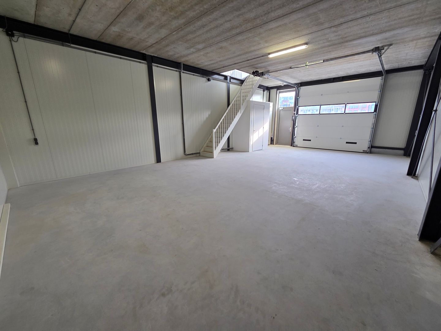 View photo 5 of J. van den Boschkade 6-14