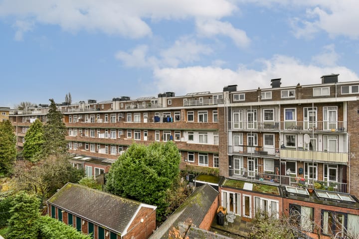 Foto 12 van Esmoreitstraat 43-3