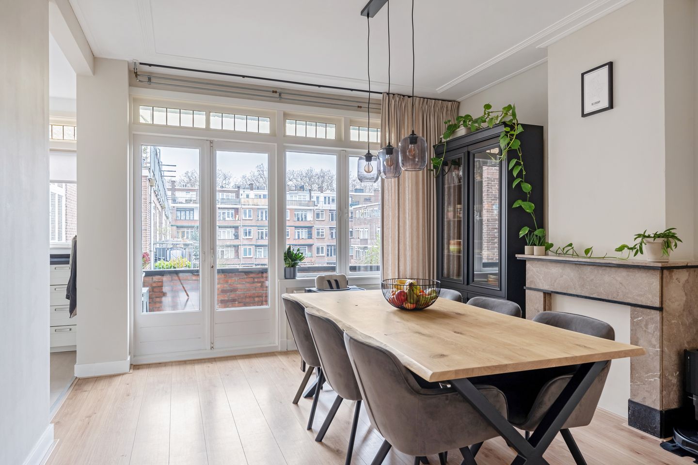 Foto 10 van Nobelstraat 111-B02