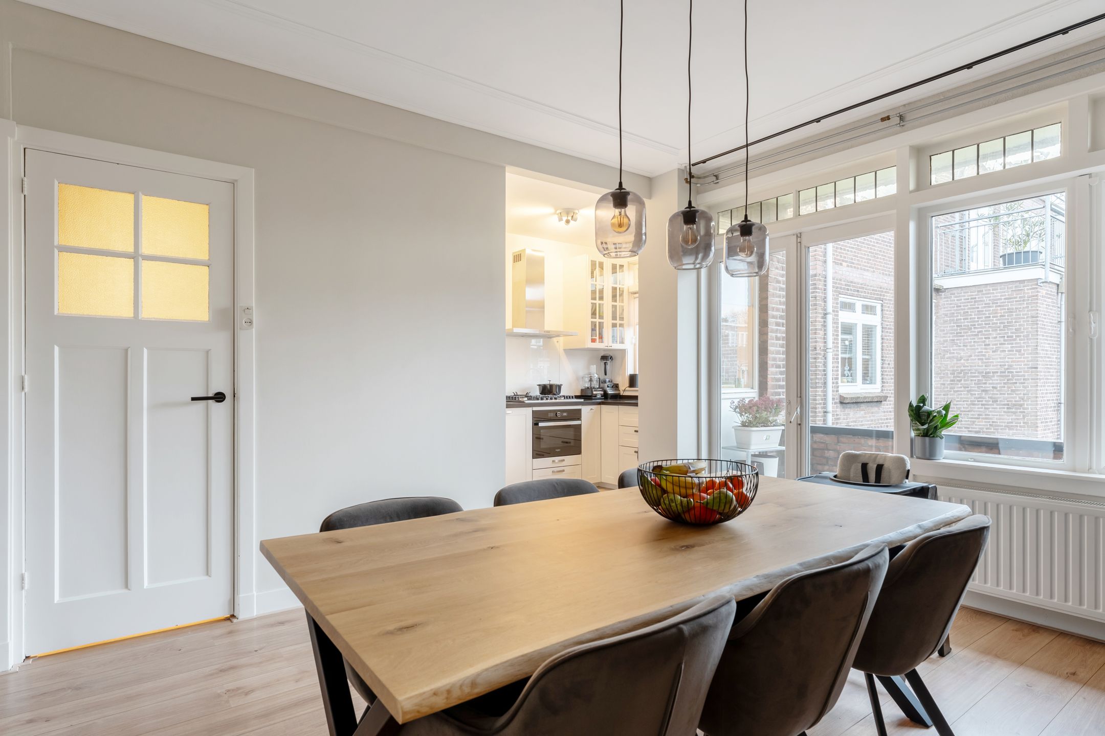 Foto 12 van Nobelstraat 111-B02