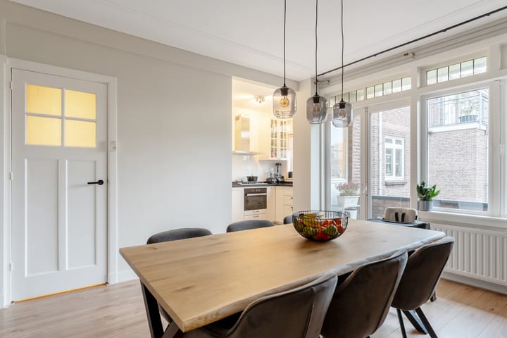 Foto 12 van Nobelstraat 111-B02