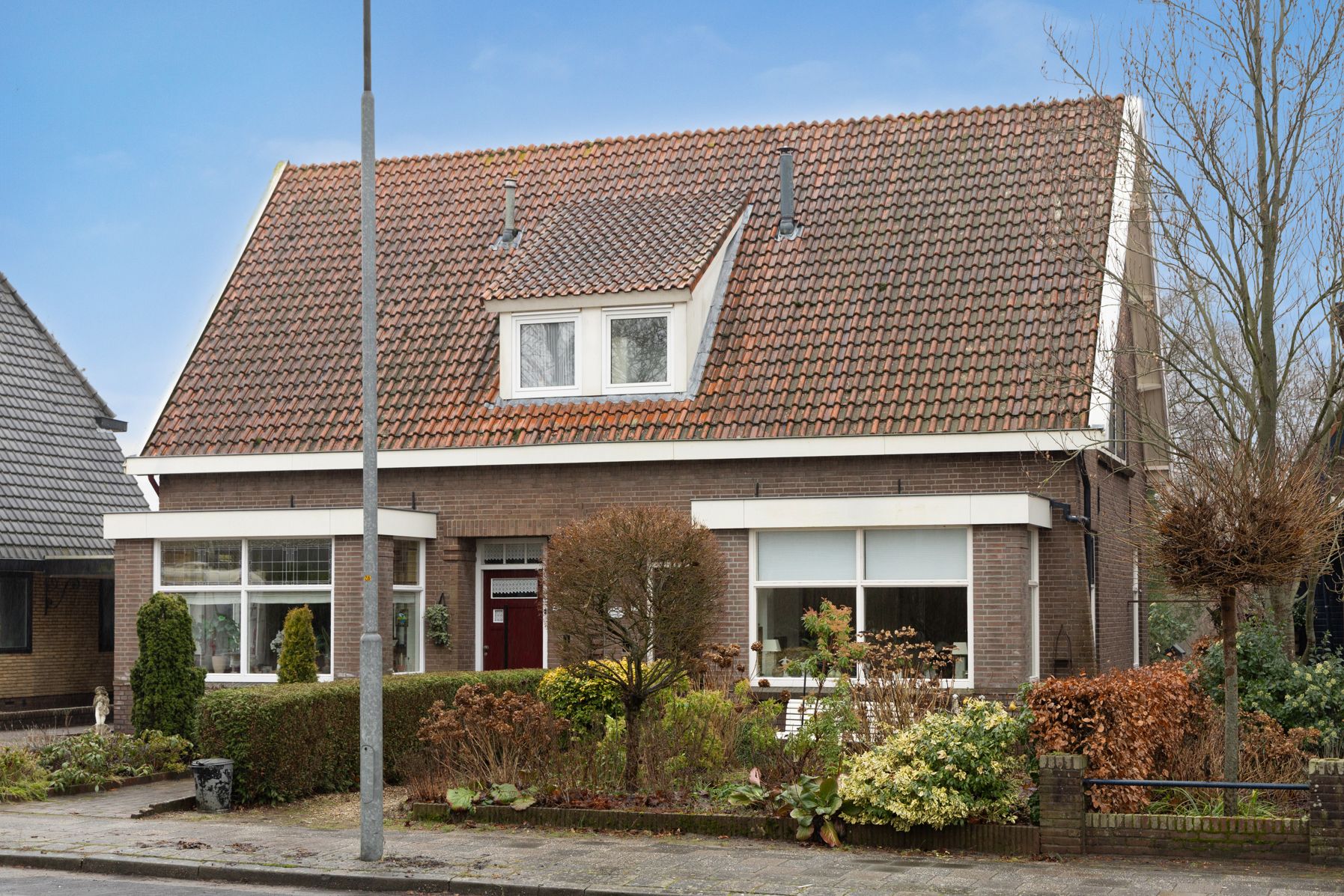 Buying a house in The Netherlands., Dorpsweg 75
