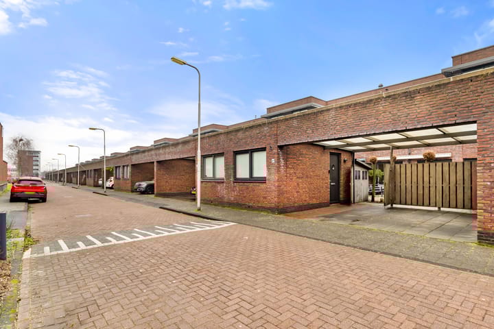 Foto 74 van L. Brownstraat 41