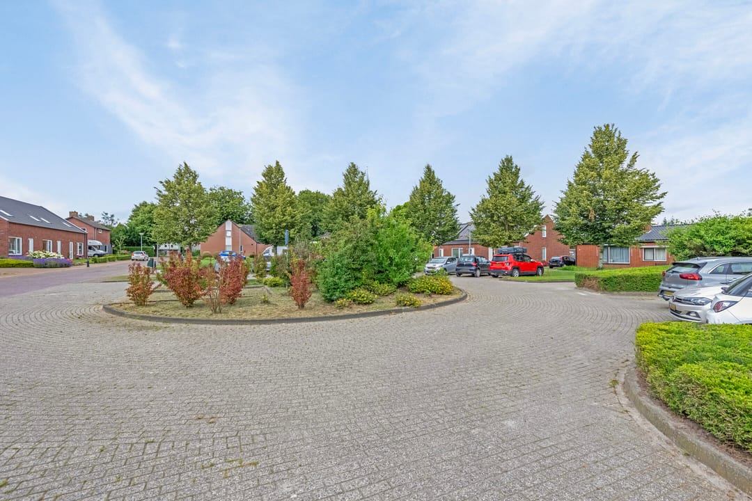 Foto 28 van Biewemastraat 27-A