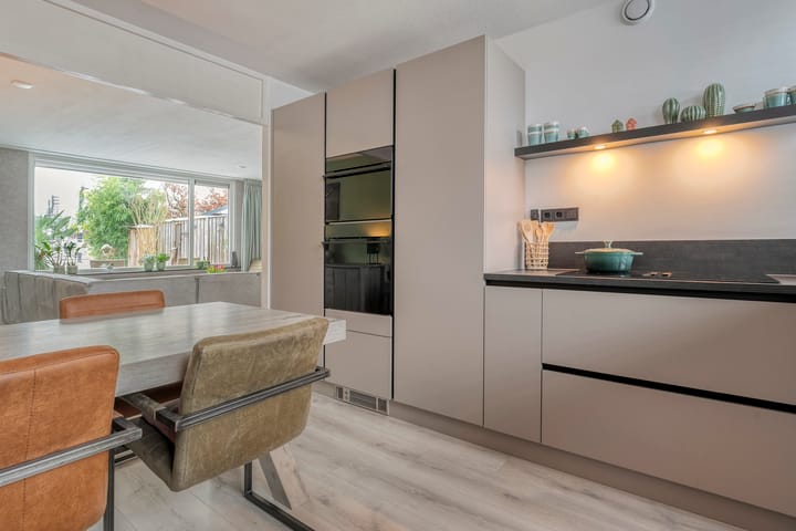 Photo 18 of Mackayware 13