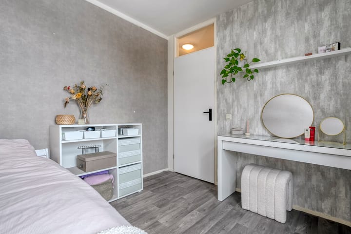 Photo 29 of Mackayware 13