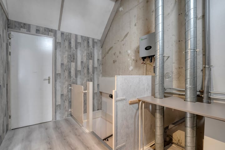 Photo 30 of Mackayware 13