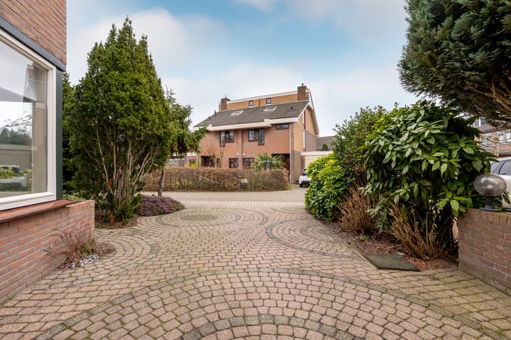 Photo 39 of Fluitekruid 5